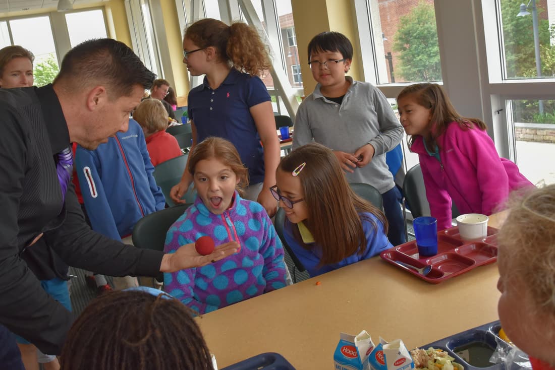 Hire a Corporate Magician Boston for Unforgettable Entertainment